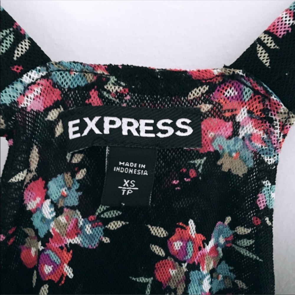 Express - Picture 3 of 5